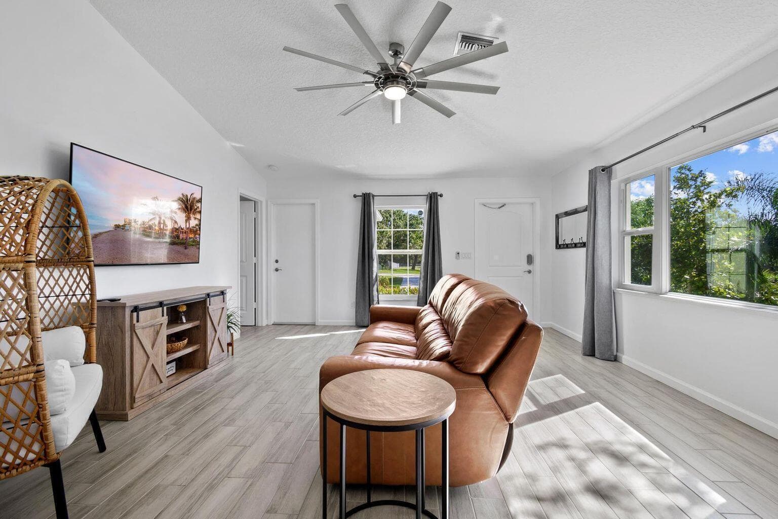 5032 SE FLOUNDER Avenue, Stuart, FL 34997 — zdjęcie 2
