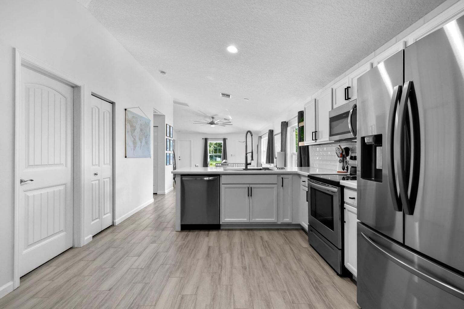 5032 SE FLOUNDER Avenue, Stuart, FL 34997 — zdjęcie 4
