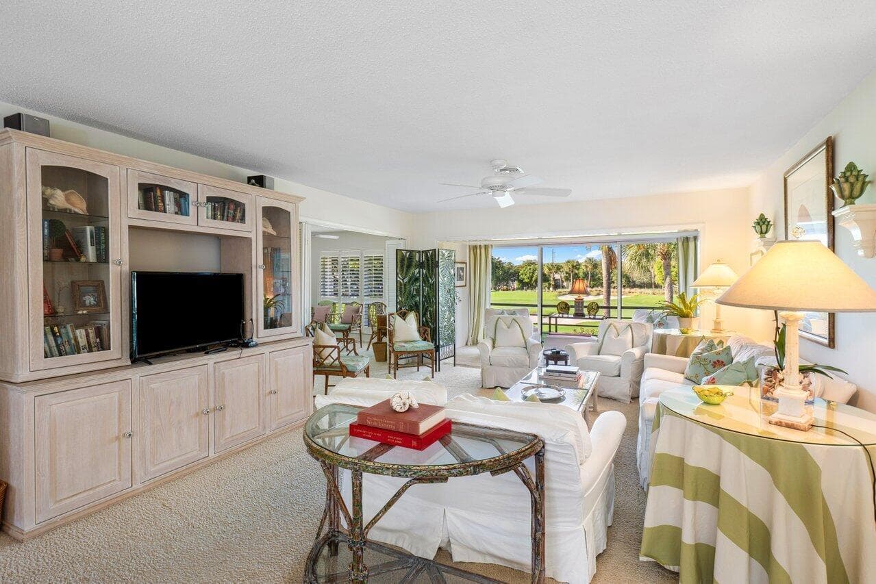 3870 Quail Ridge Drive N # Blue Heron, Boynton Beach, FL 33436 — zdjęcie 3