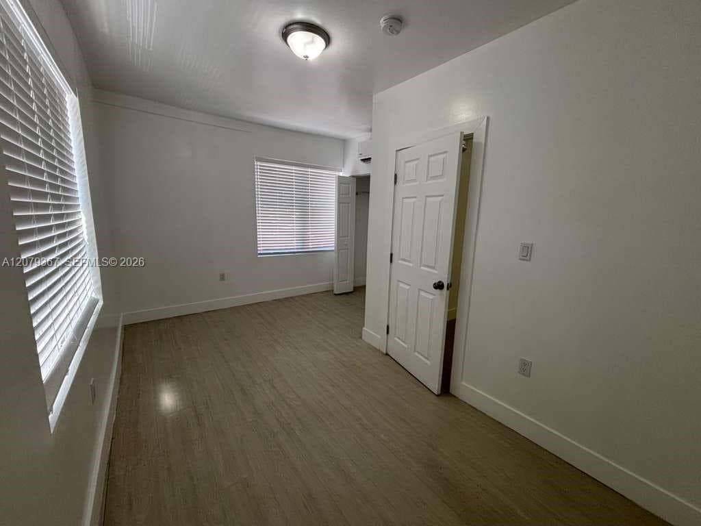 1051 NW 2nd St # 8, Miami, FL 33128 — zdjęcie 4