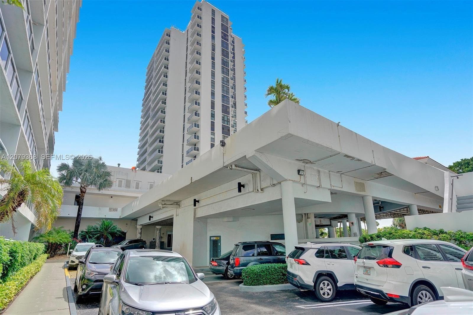 20515 E Country Club Dr # 346, Aventura, FL 33180 — zdjęcie 3