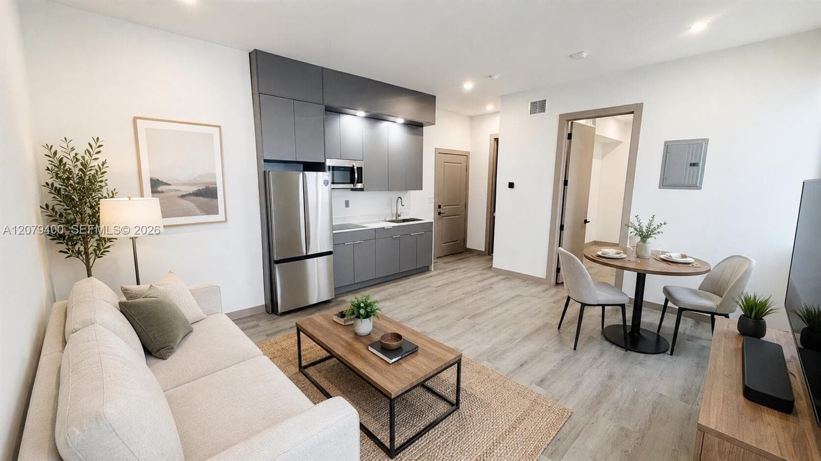 768 NW 2nd St # 7, Miami, FL 33128 — zdjęcie 2