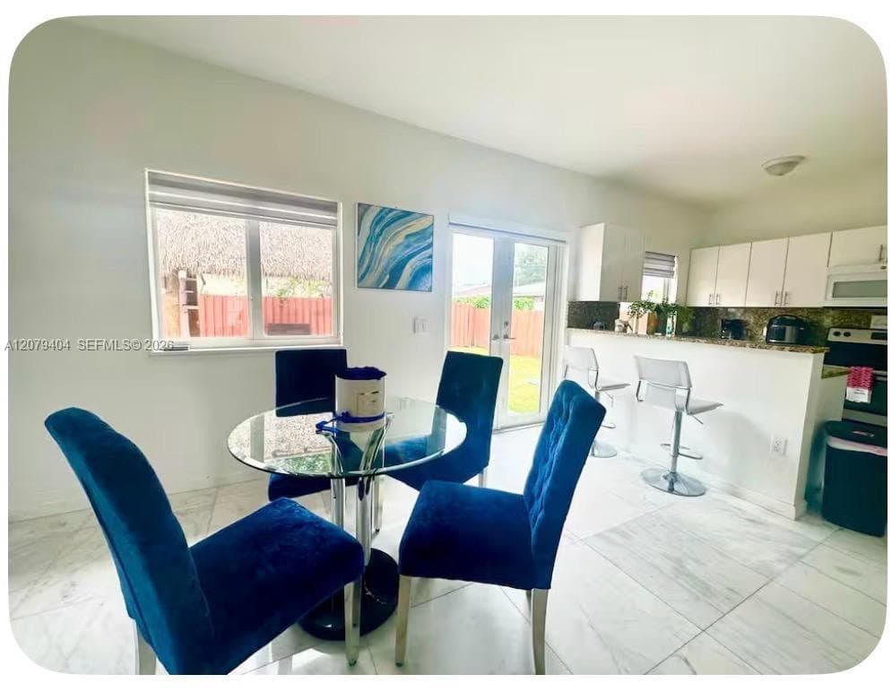 8880 SW 25th St # 8880, Miami, FL 33165