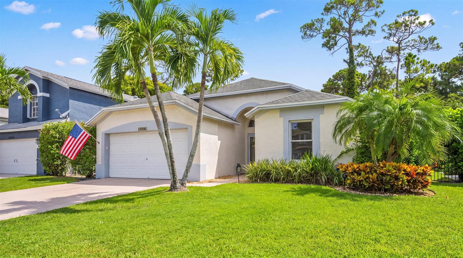 15049 OAK CHASE Court, Wellington, FL 33414