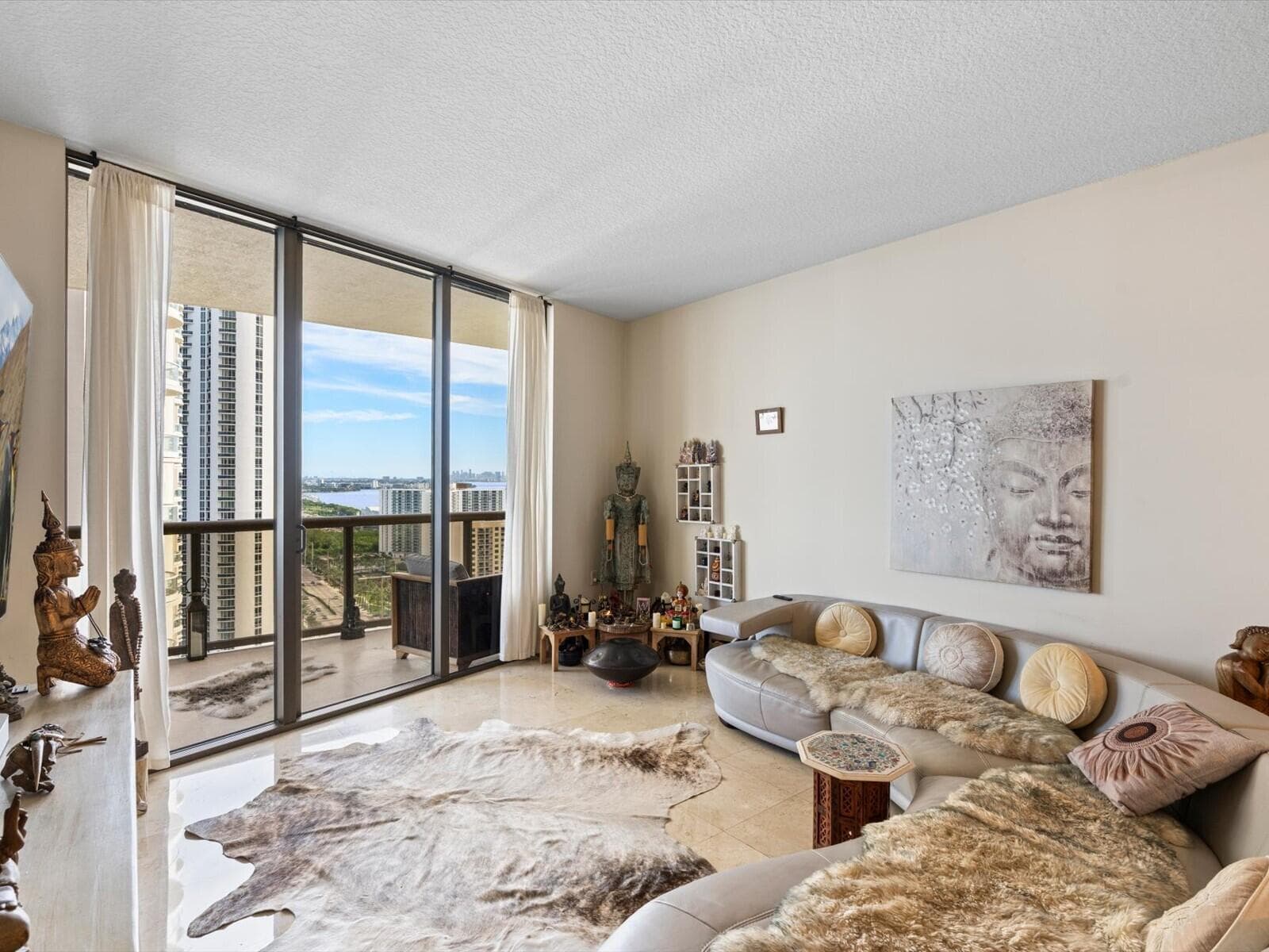 17275 Collins Avenue # Unit 2403, Sunny Isles Beach, FL 33160 — zdjęcie 5