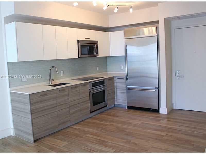 1300 Brickell Bay Dr # 1008, Miami, FL 33131 — zdjęcie 4