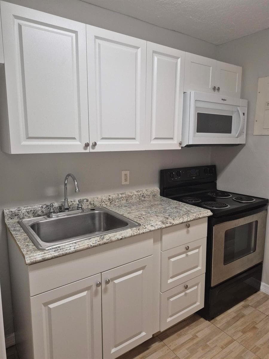 609 20TH Street # D, West Palm Beach, FL 33407 — zdjęcie 2