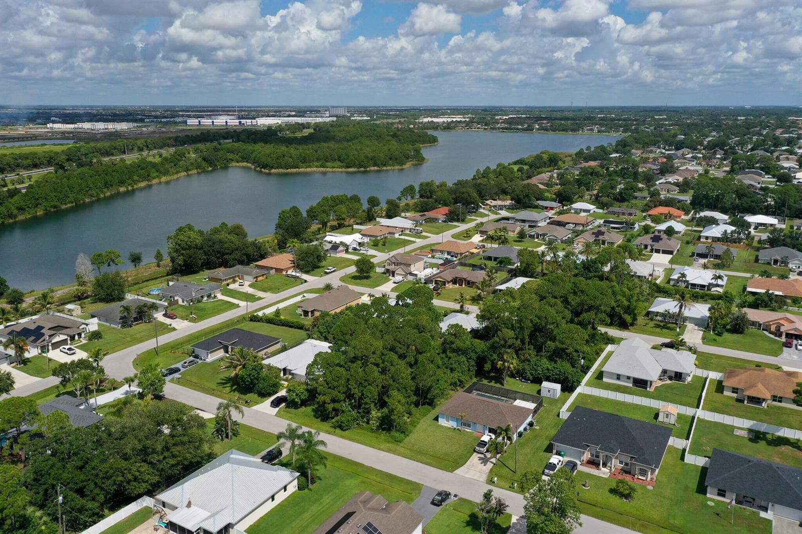 1881 SW LOFGREN Avenue, Port St. Lucie, FL 34953 — zdjęcie 3