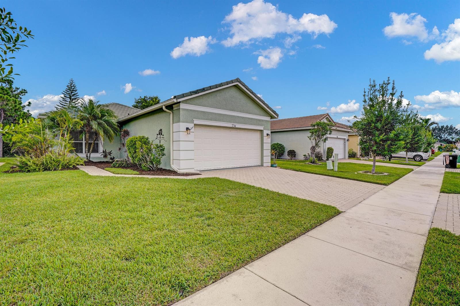 734 SW Rocky Bayou Terrace, Port St. Lucie, FL 34986