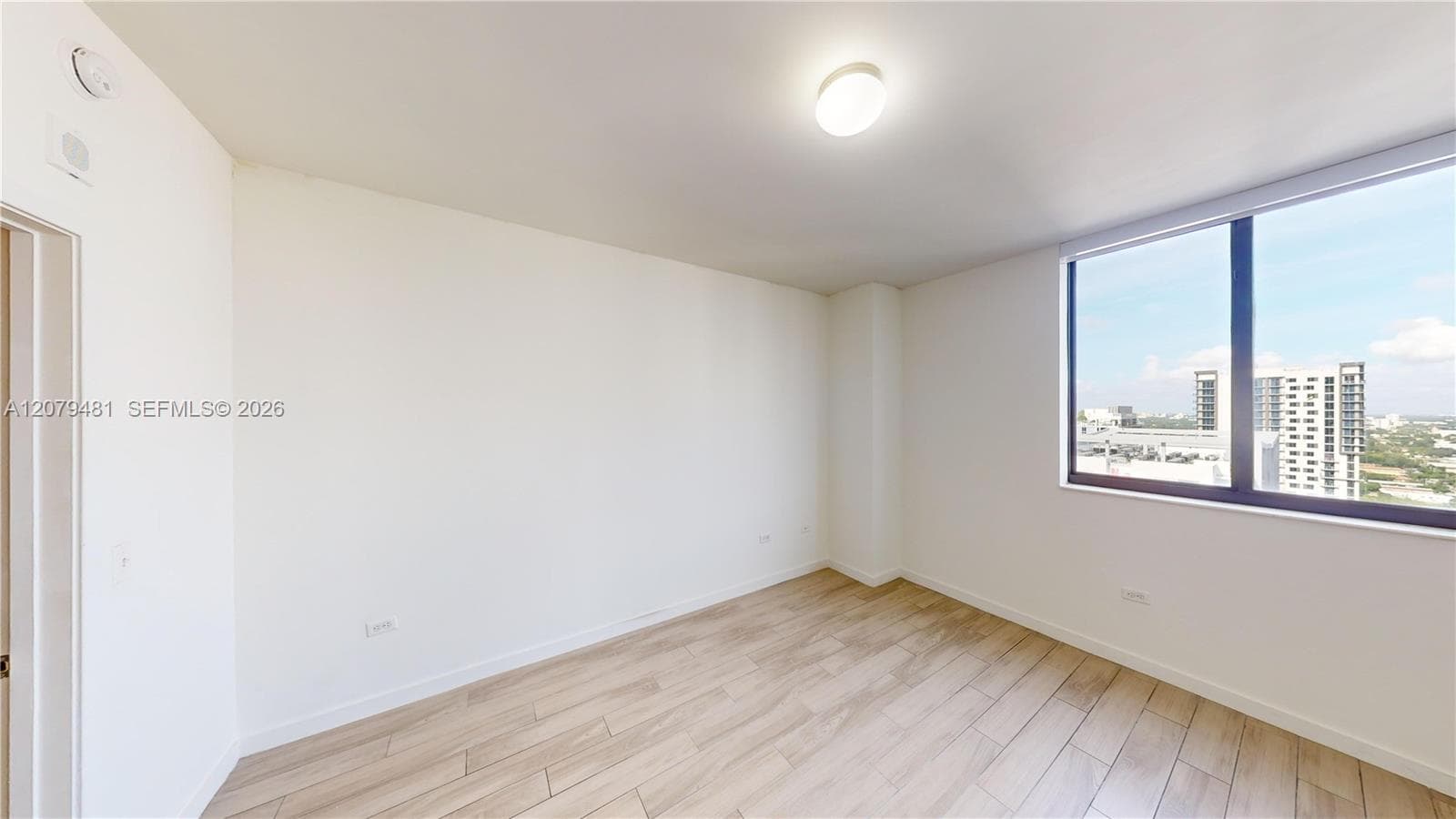 999 SW 1st Ave # 2606, Miami, FL 33130 — zdjęcie 4