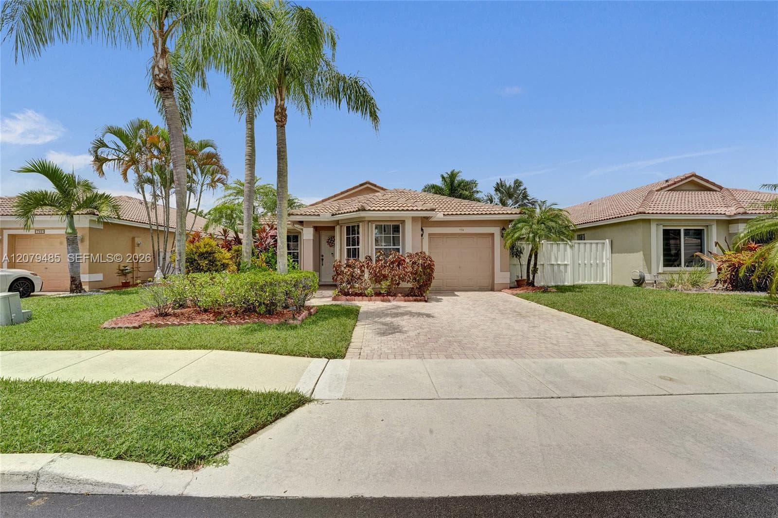 774 SW 120th Ave, Pembroke Pines, FL 33025 — zdjęcie 3
