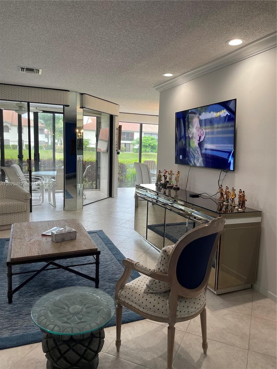 5291 Europa Dr # C, Boynton Beach, FL 33437 — zdjęcie 3