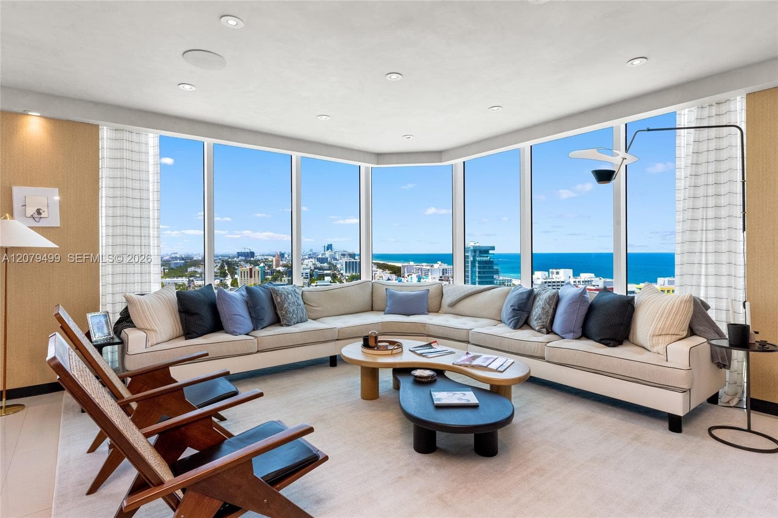 300 S Pointe Dr # 2005, Miami Beach, FL 33139