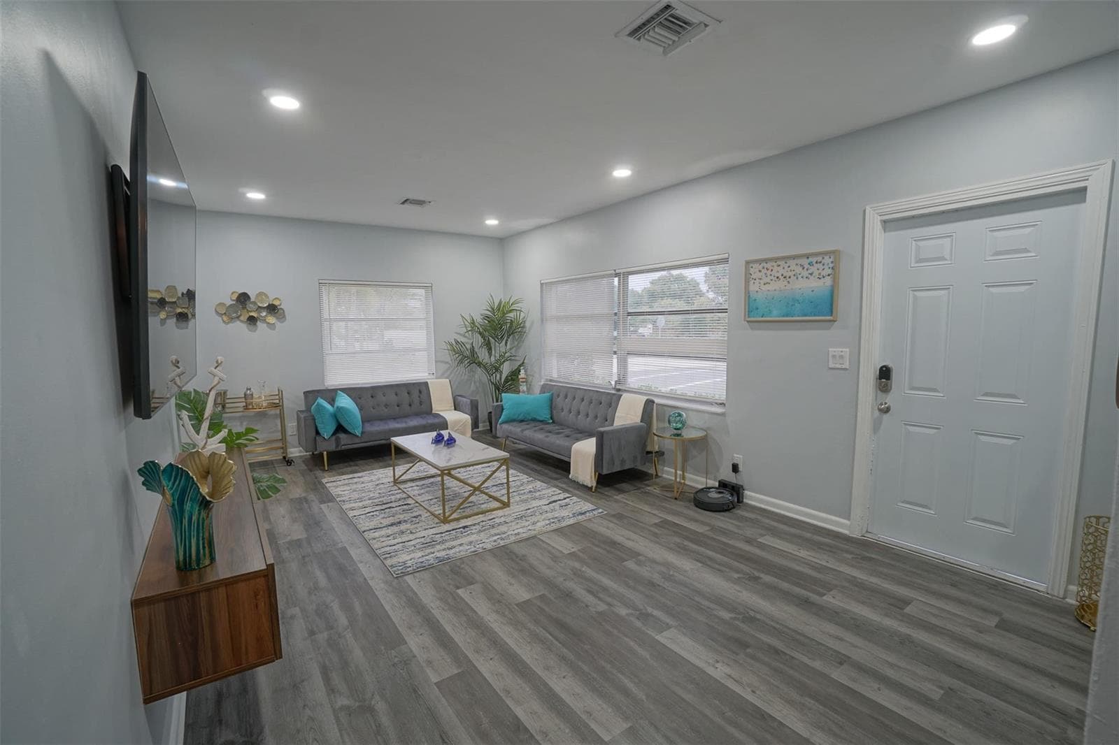 1102 SUNSET Road, West Palm Beach, FL 33401