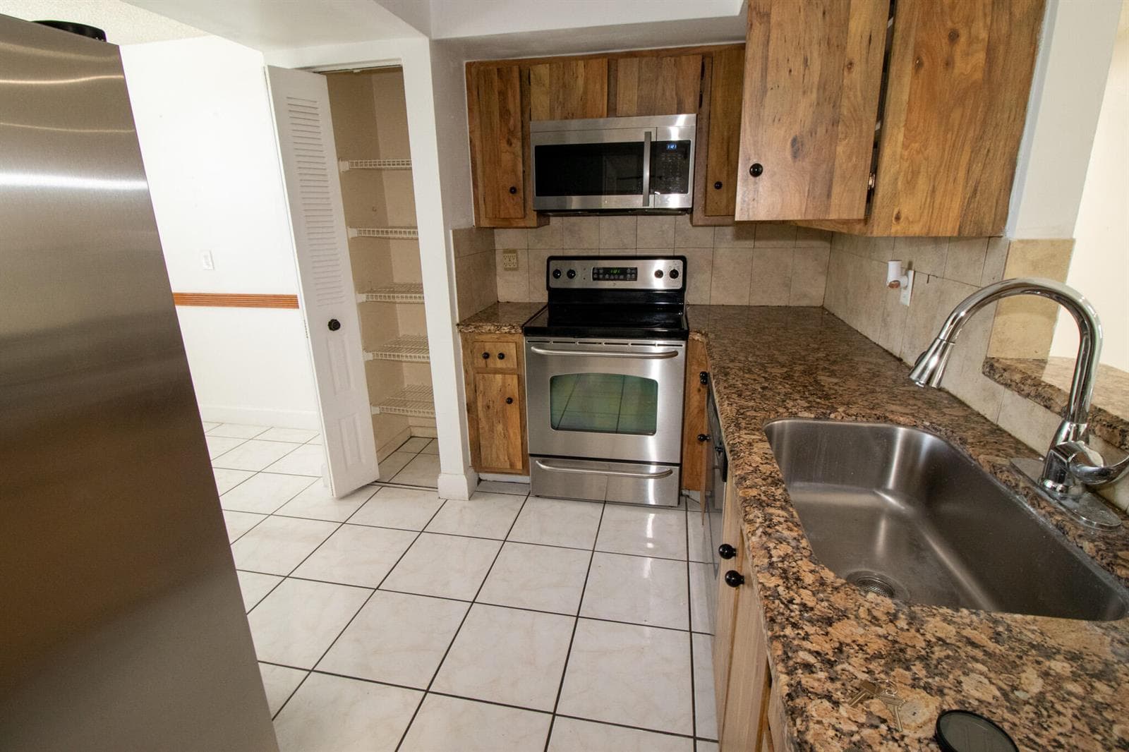1040 NW 80TH Avenue # 203, Margate, FL 33063 — zdjęcie 2