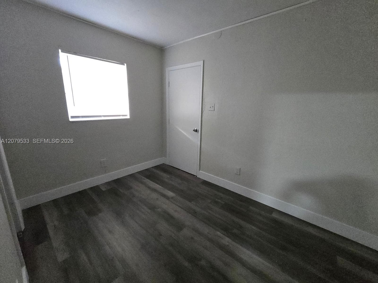 2431 NW 9th St, Fort Lauderdale, FL 33311 — zdjęcie 2
