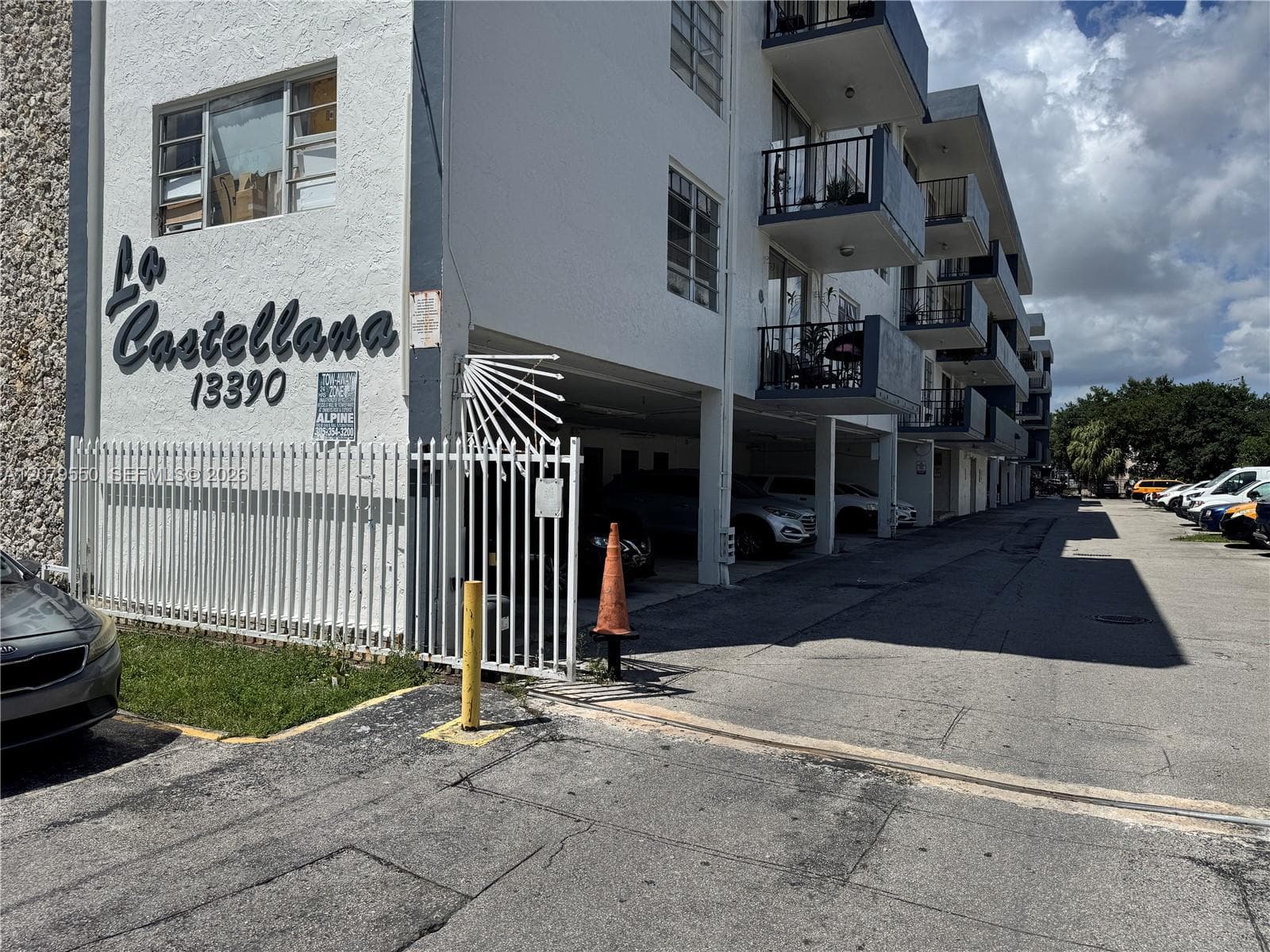 13390 NE 7th Ave # 214, North Miami, FL 33161