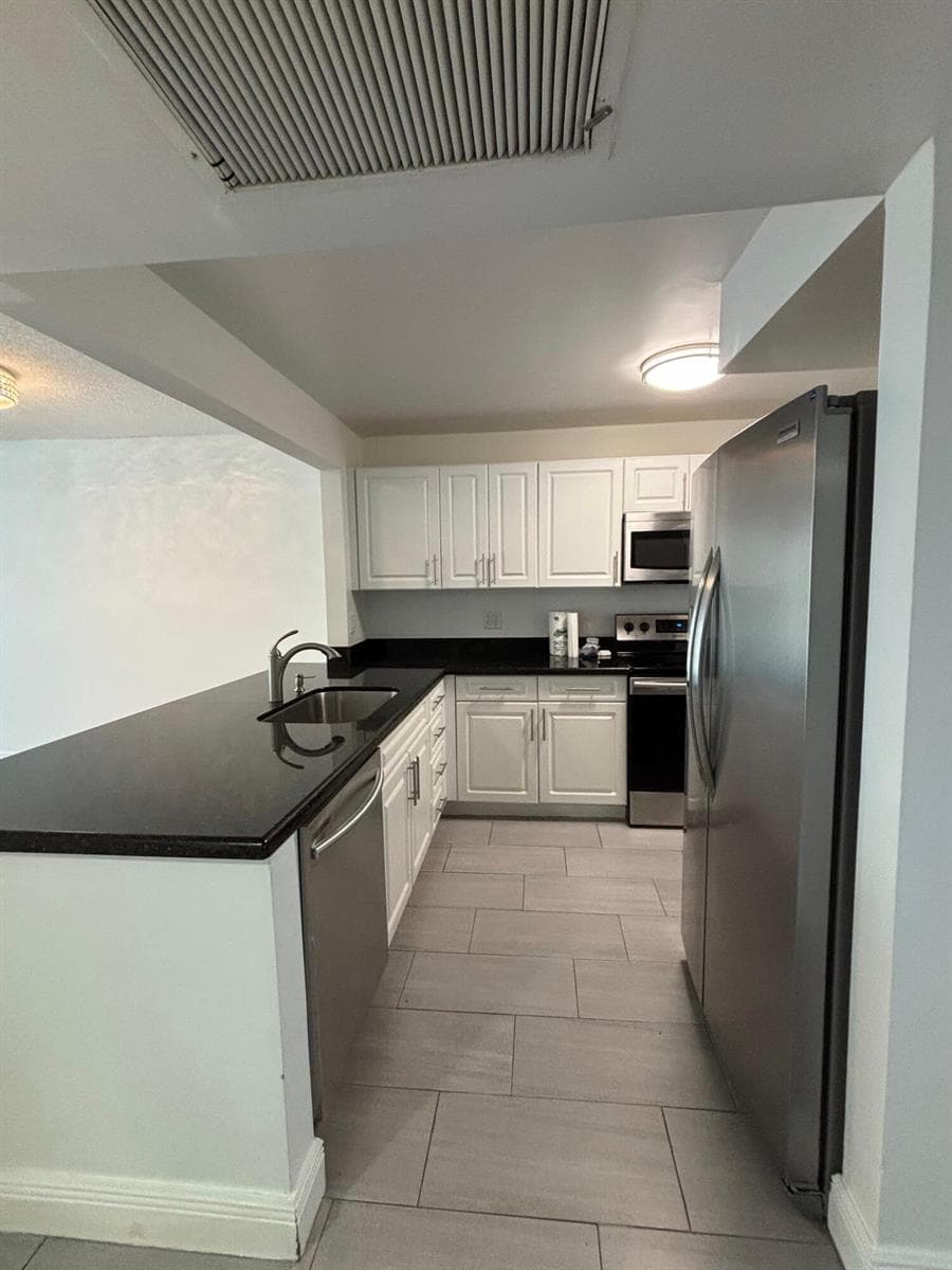 9325 Lagoon Place, Davie, FL 33324 — zdjęcie 5
