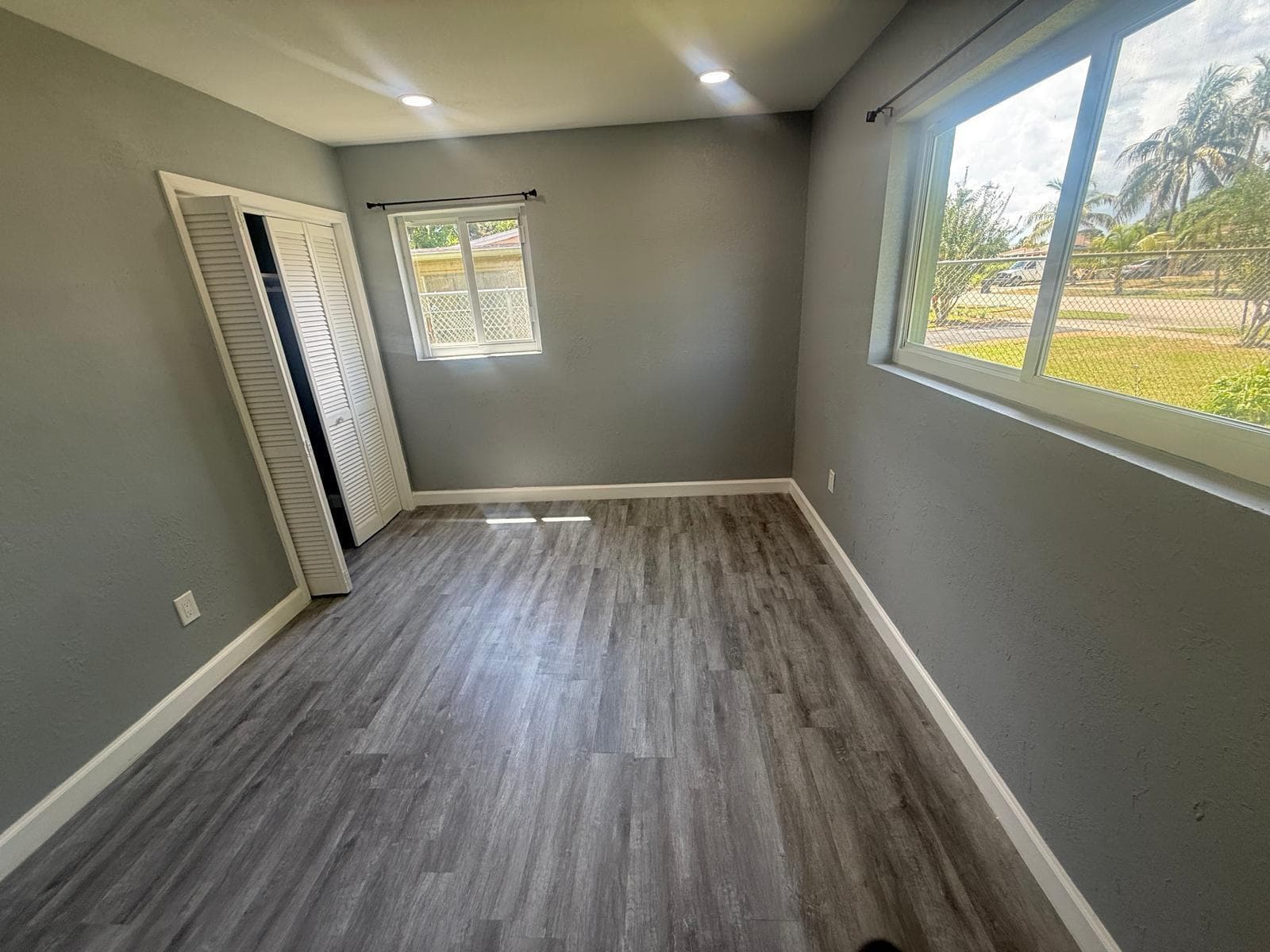 630 E DAYTON Circle, Fort Lauderdale, FL 33312 — zdjęcie 5