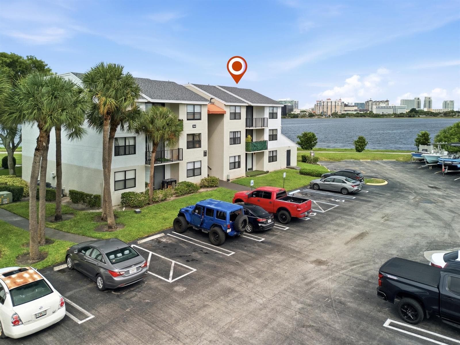 760 EXECUTIVE CENTER Drive # 24, West Palm Beach, FL 33401