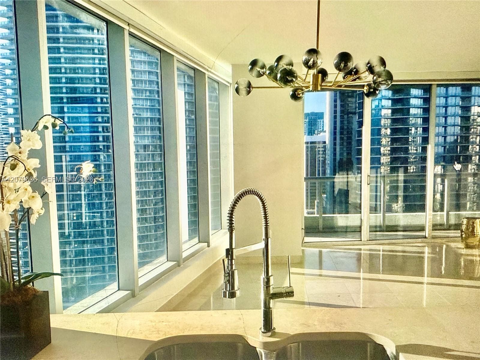 475 Brickell Ave # 2915, Miami, FL 33131