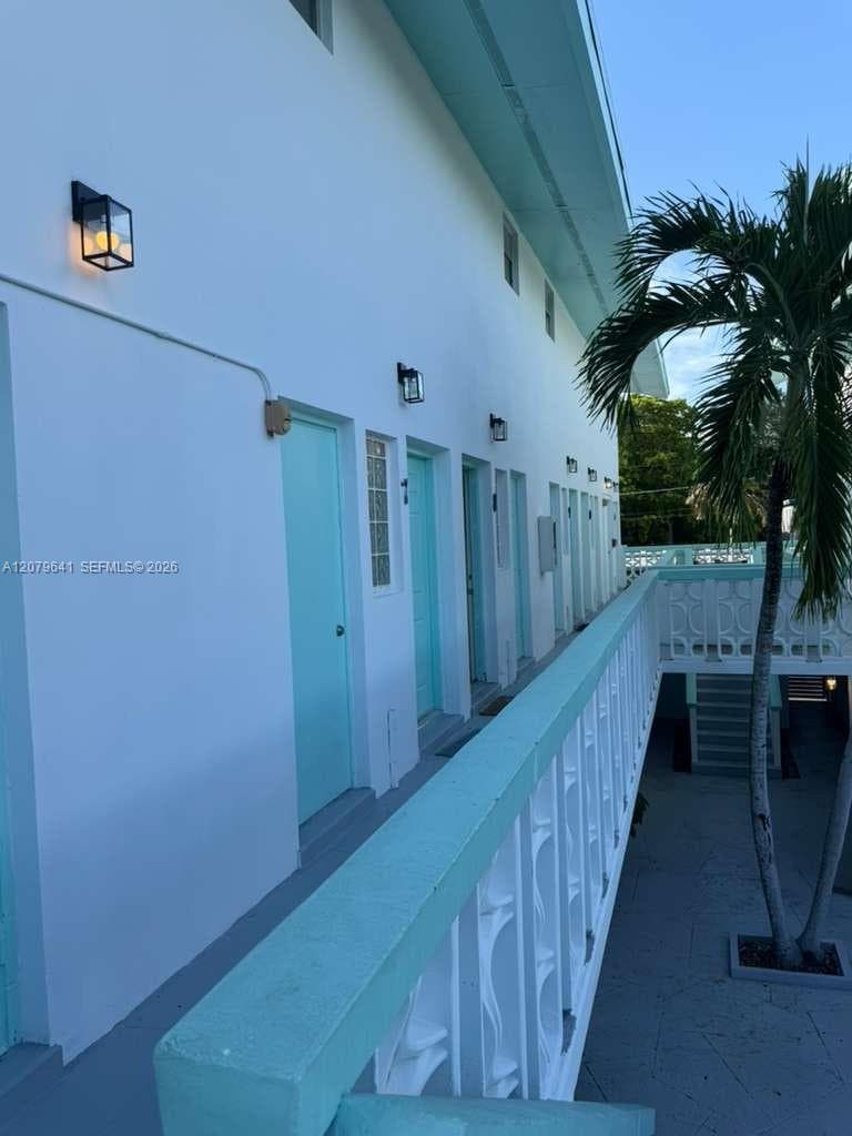 421 NE 68th St # 8, Miami, FL 33138 — zdjęcie 5