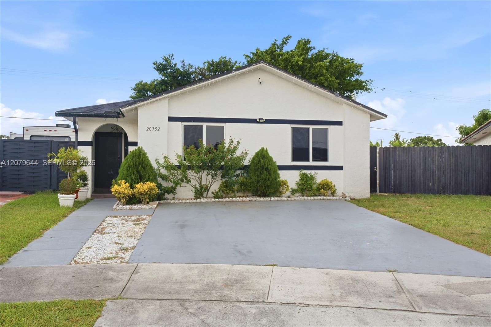 20752 SW 121st Ct, Miami, FL 33177 — zdjęcie 2