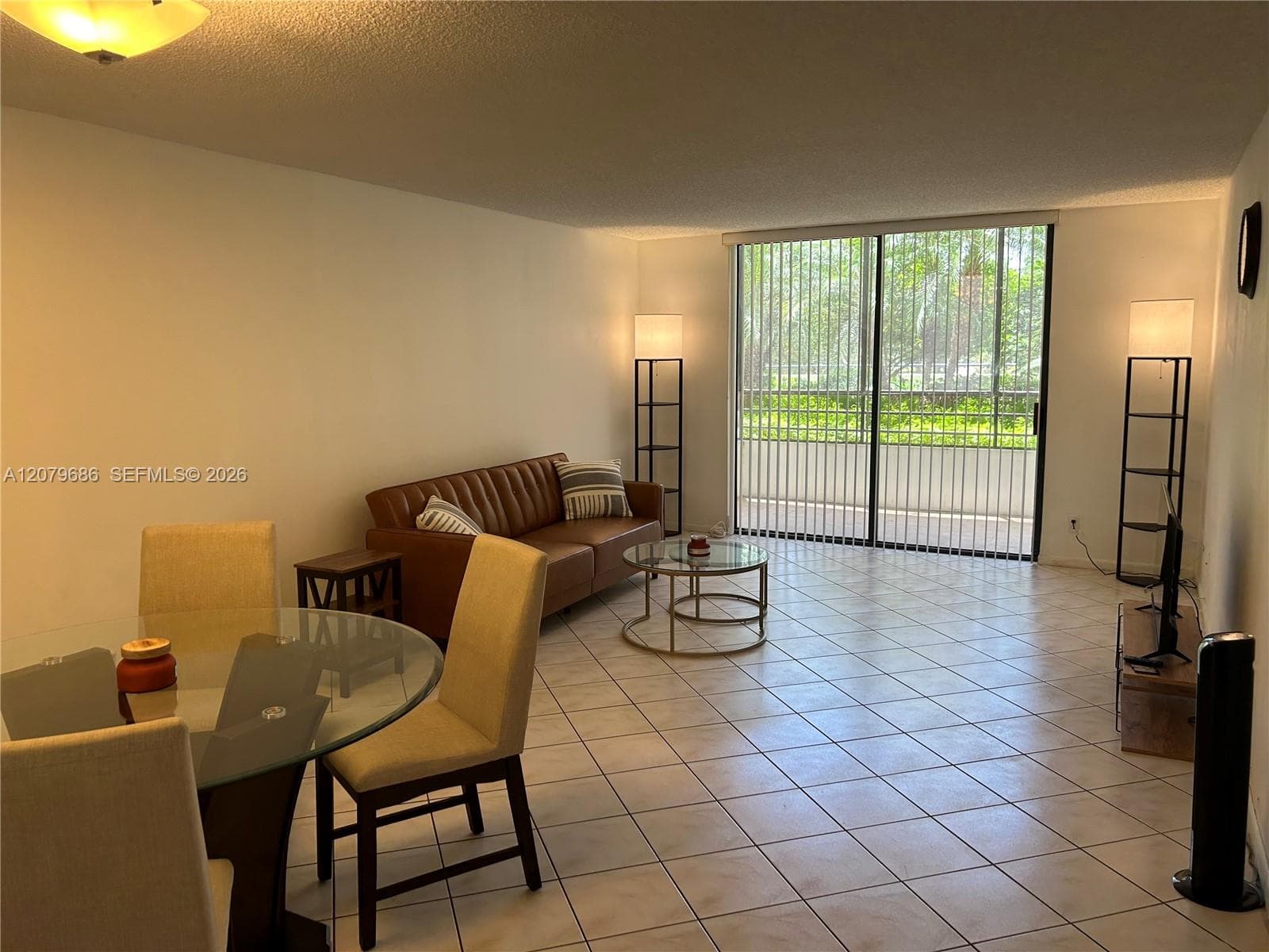 600 Three Islands Blvd # 118, Hallandale Beach, FL 33009 — zdjęcie 4