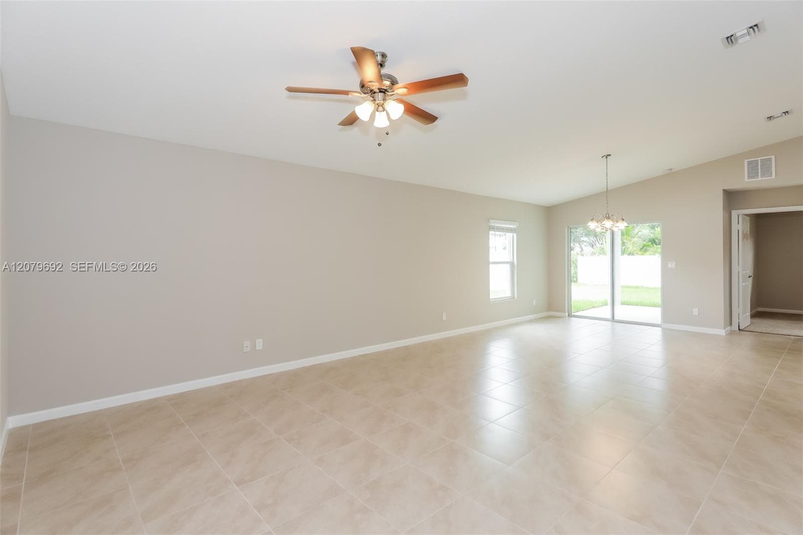 1979 SW Beekman St, Port St. Lucie, FL 34953 — zdjęcie 2