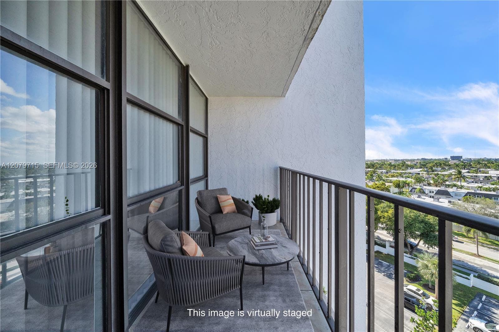 1000 Parkview Dr # 925, Hallandale Beach, FL 33009 — zdjęcie 5