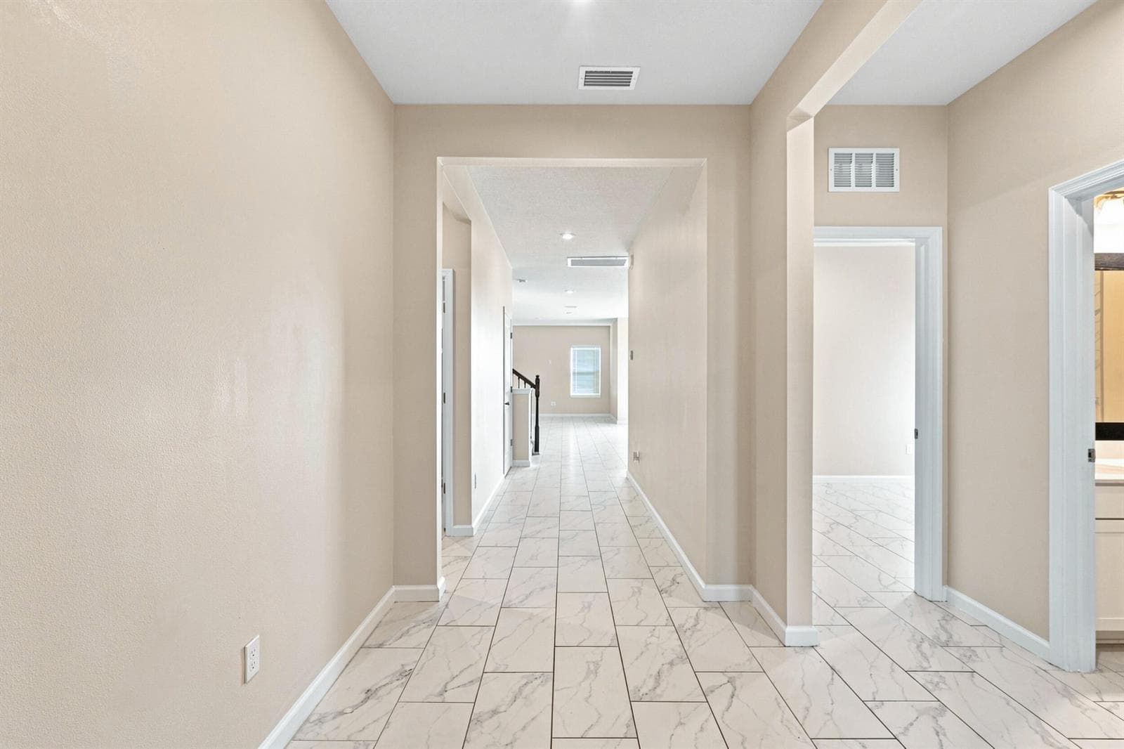 10579 SW VASARI Way, Port St. Lucie, FL 34987 — zdjęcie 5