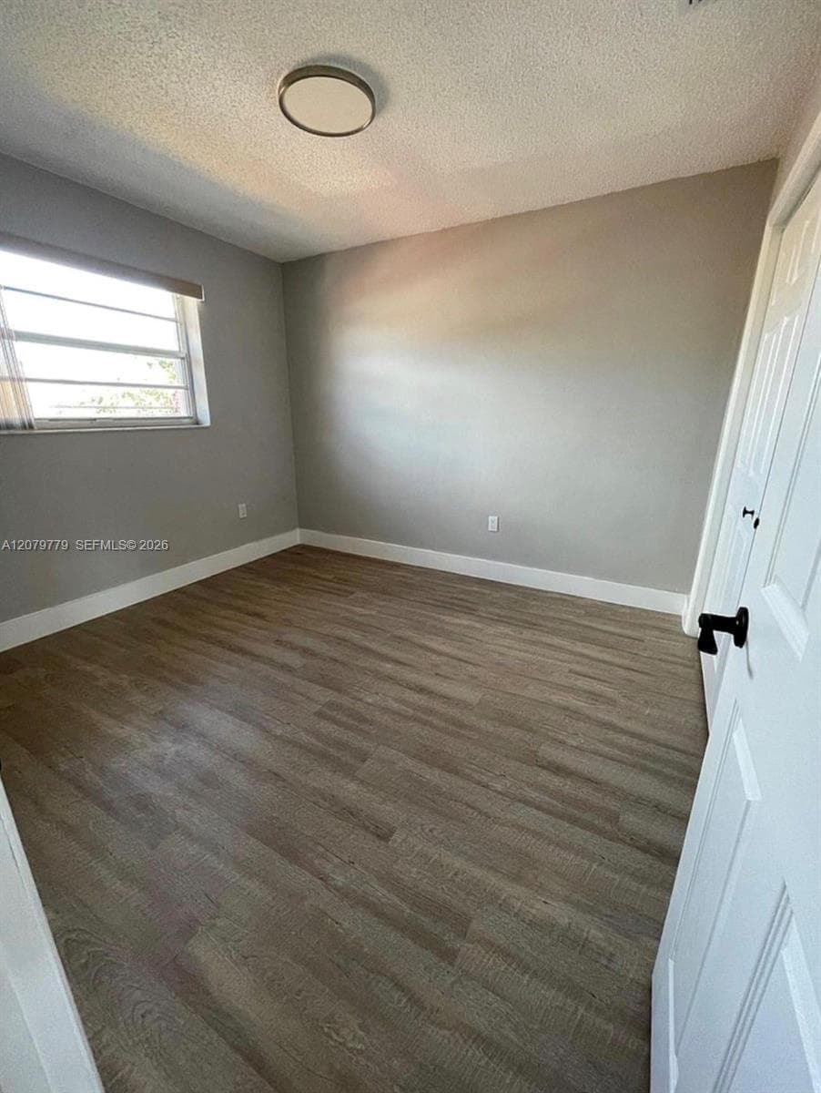 827 SW 11th Ave # 5, Miami, FL 33130 — zdjęcie 3