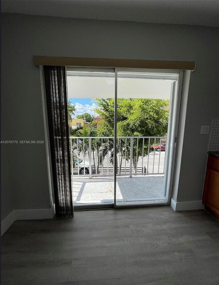 827 SW 11th Ave # 5, Miami, FL 33130 — zdjęcie 5