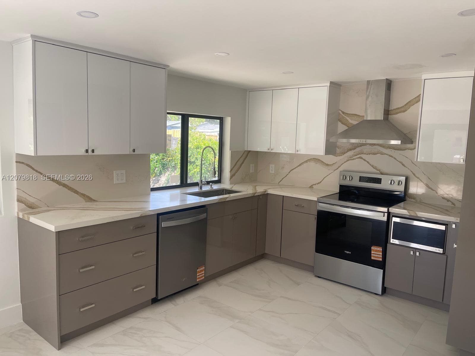 270 NW 147th St # 270, Miami, FL 33168 — zdjęcie 3