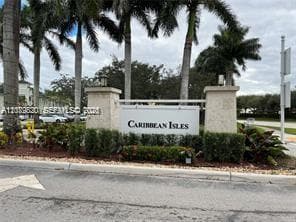 2728 NE 3rd Ct # 105, Homestead, FL 33033
