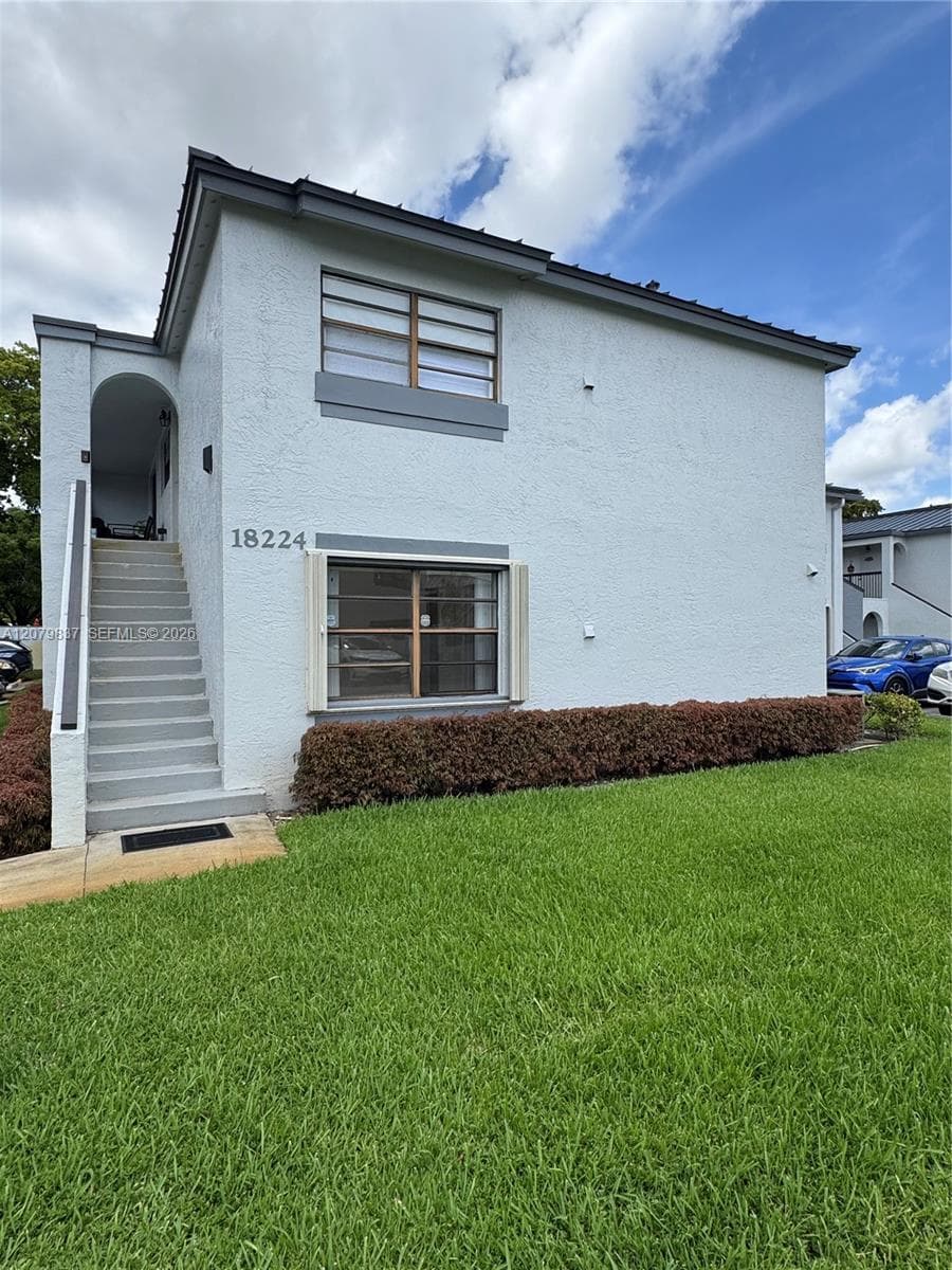 18224 Mediterranean Blvd # 2-17, Miami, FL 33015 — zdjęcie 2