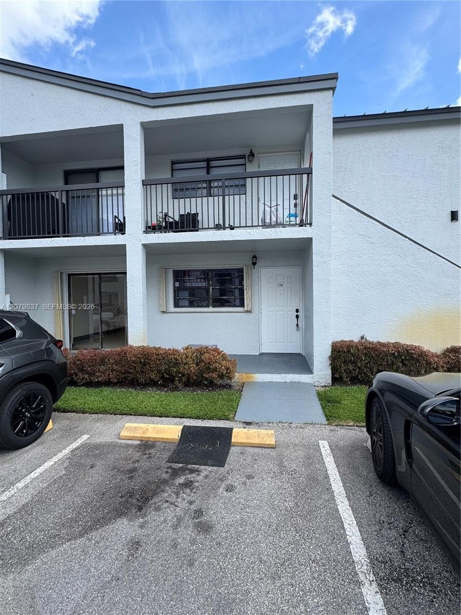 18224 Mediterranean Blvd # 2-17, Miami, FL 33015