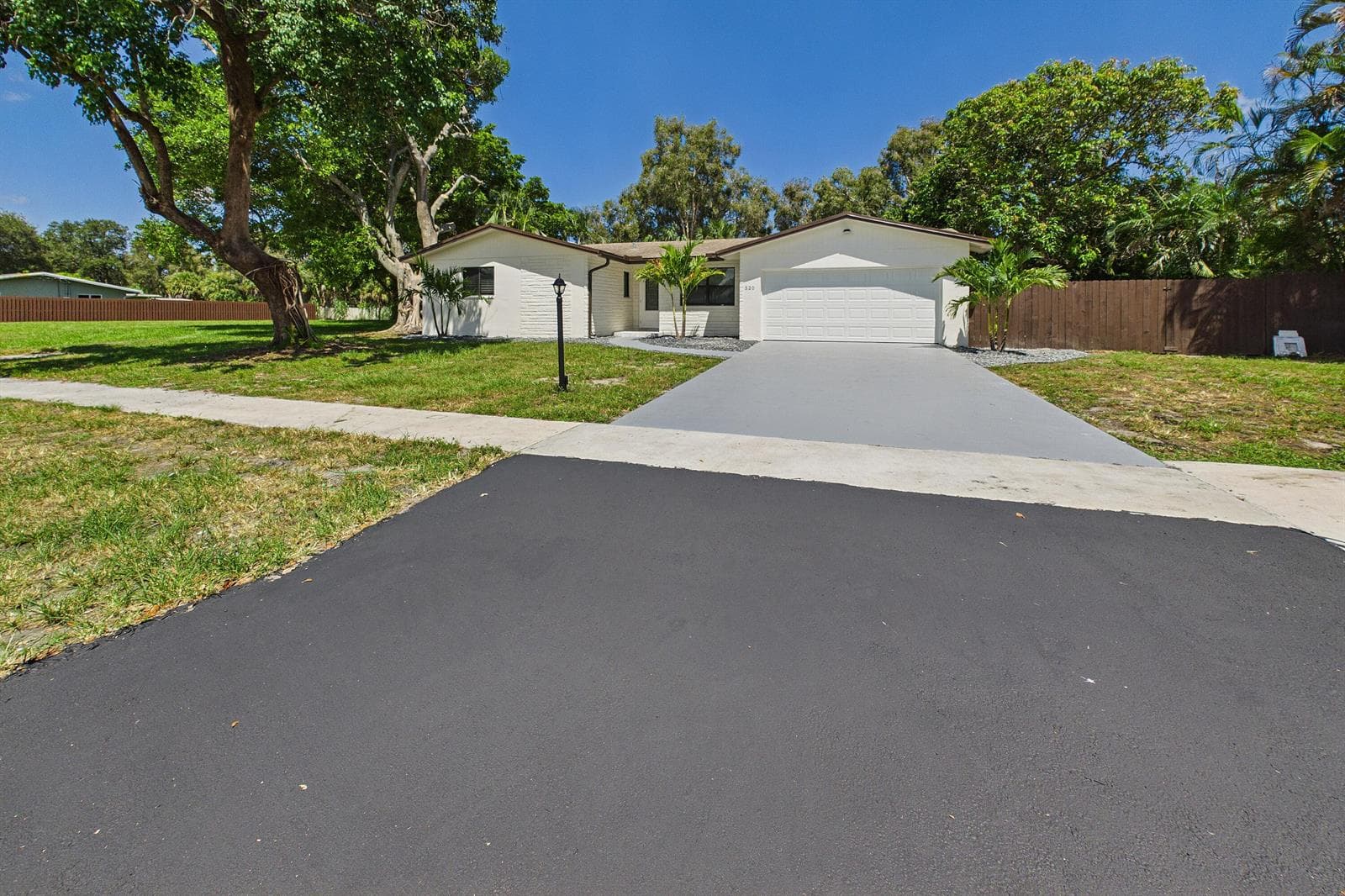 520 NW 43RD Avenue, Plantation, FL 33317 — zdjęcie 2