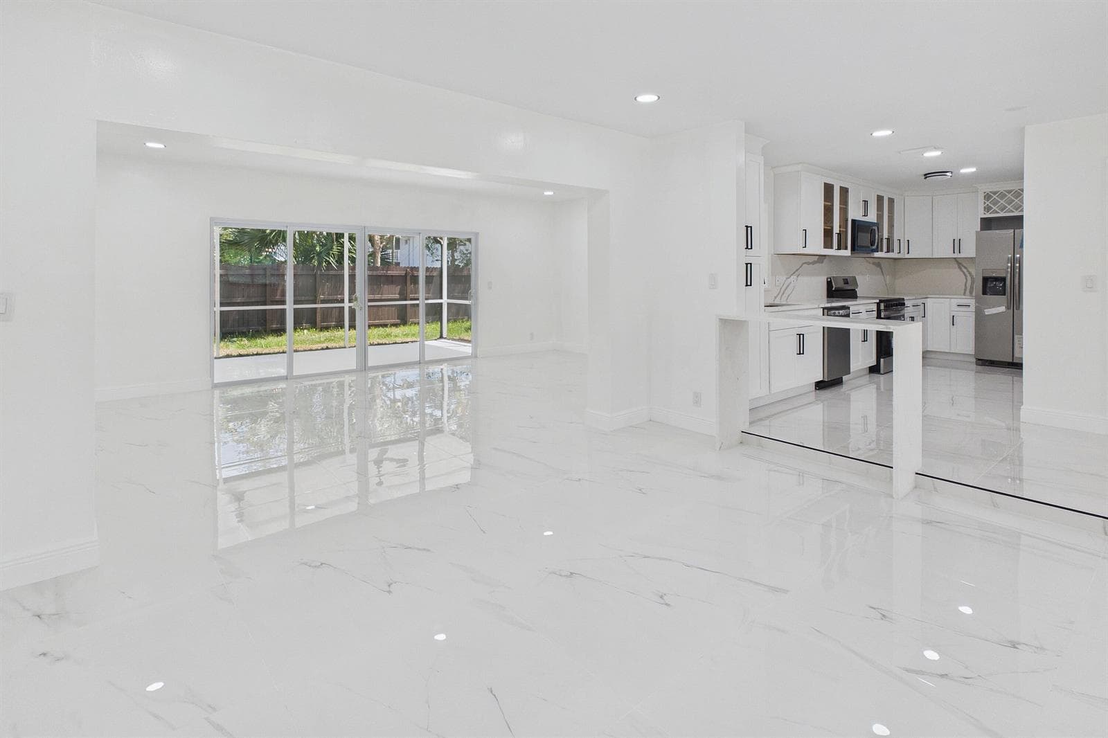 520 NW 43RD Avenue, Plantation, FL 33317 — zdjęcie 5