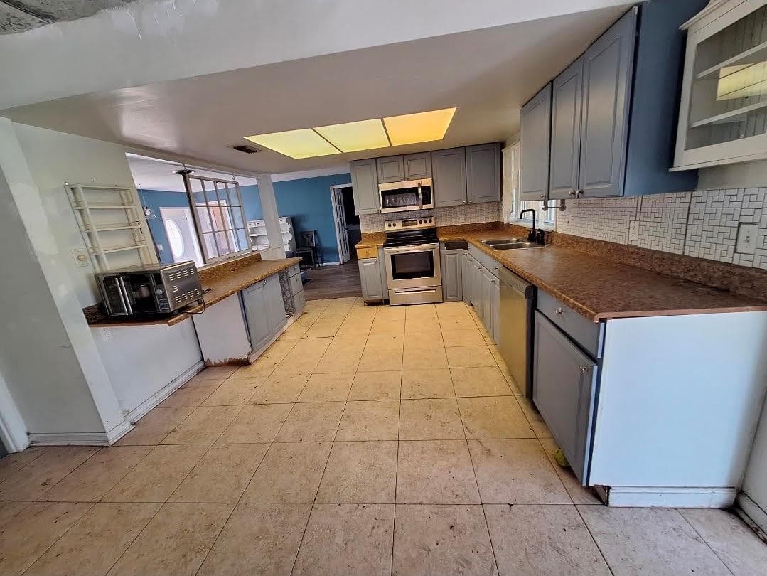 115 SE Camino Street, Port St. Lucie, FL 34952 — zdjęcie 2