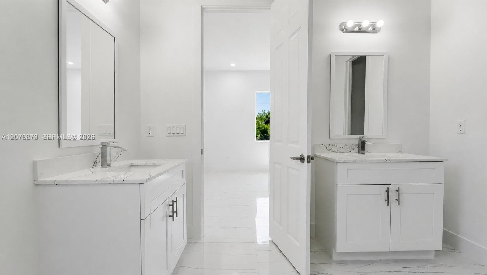 1036 CAPETOWN, Lehigh Acres, FL 33974 — zdjęcie 5