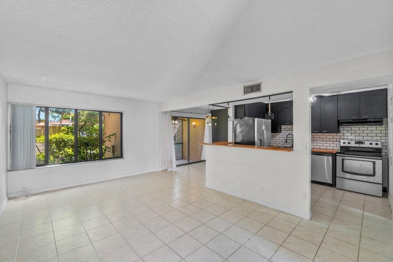 1149 NW 13th Street # 5, Boca Raton, FL 33486 — zdjęcie 3