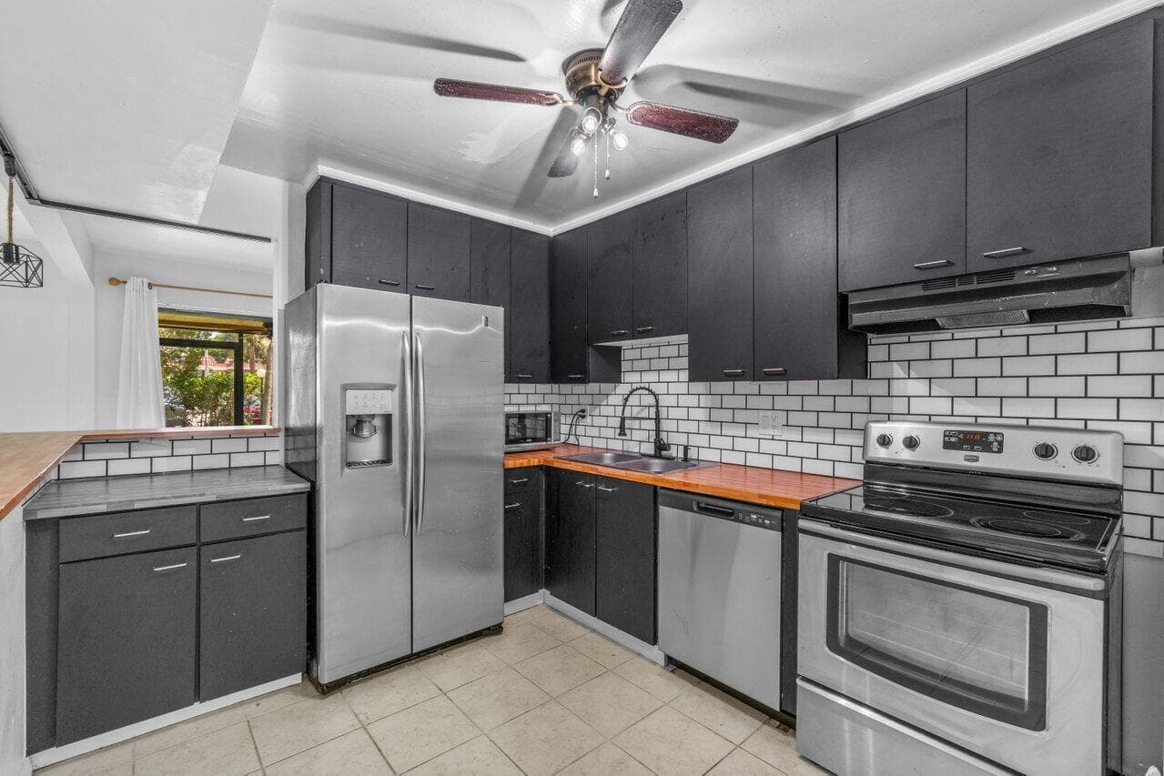 1149 NW 13th Street # 5, Boca Raton, FL 33486