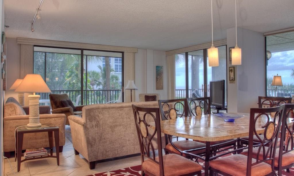 1925 GULF OF MEXICO DRIVE # G8-208, LONGBOAT KEY, FL 34228 — zdjęcie 2