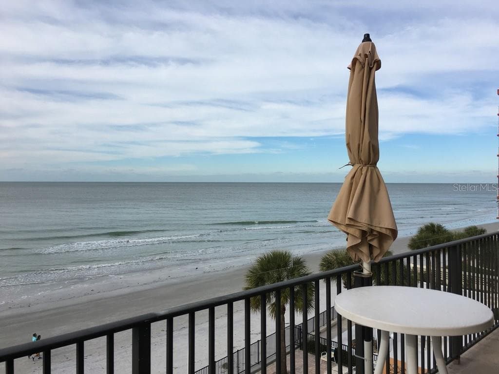 16330 GULF BOULEVARD # 304, REDINGTON BEACH, FL 33708