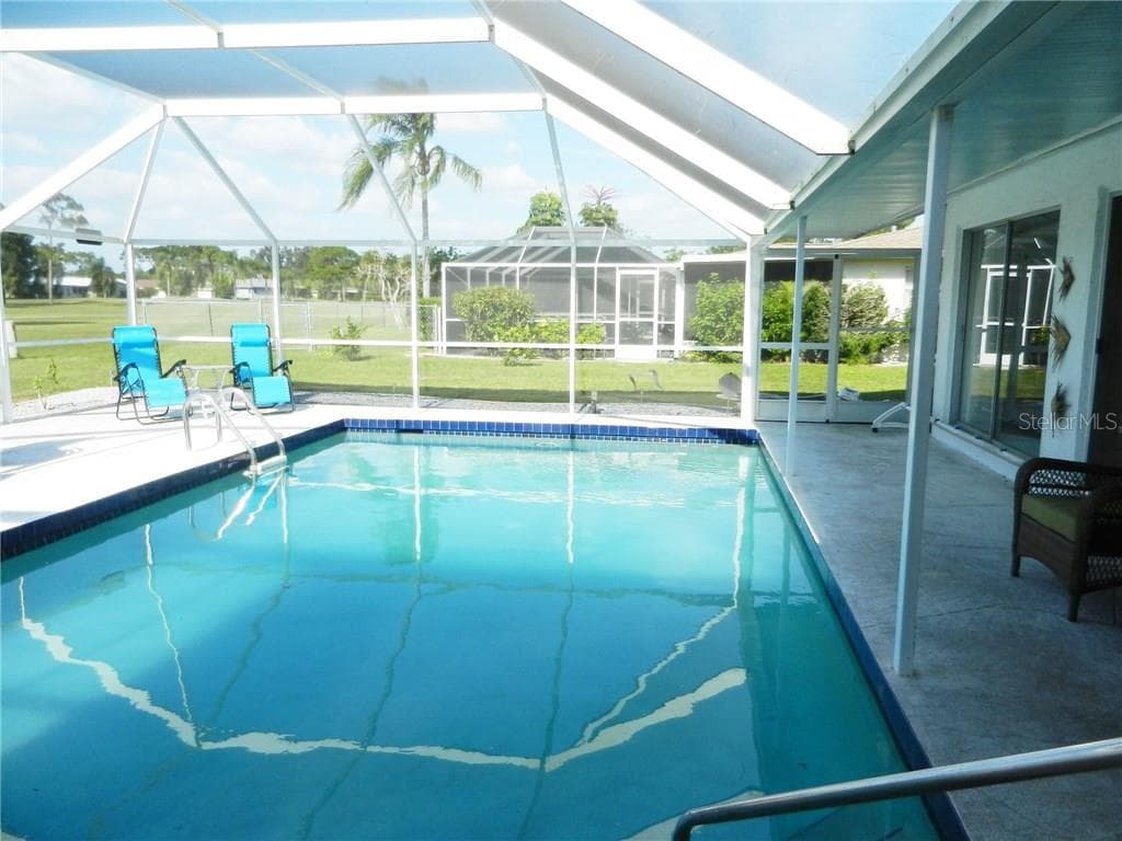 98 CADDY ROAD, ROTONDA WEST, FL 33947 — zdjęcie 2