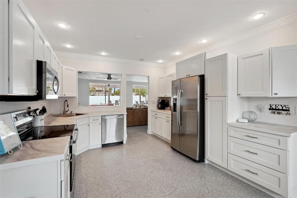 55 N WASHINGTON DRIVE, SARASOTA, FL 34236 — zdjęcie 4