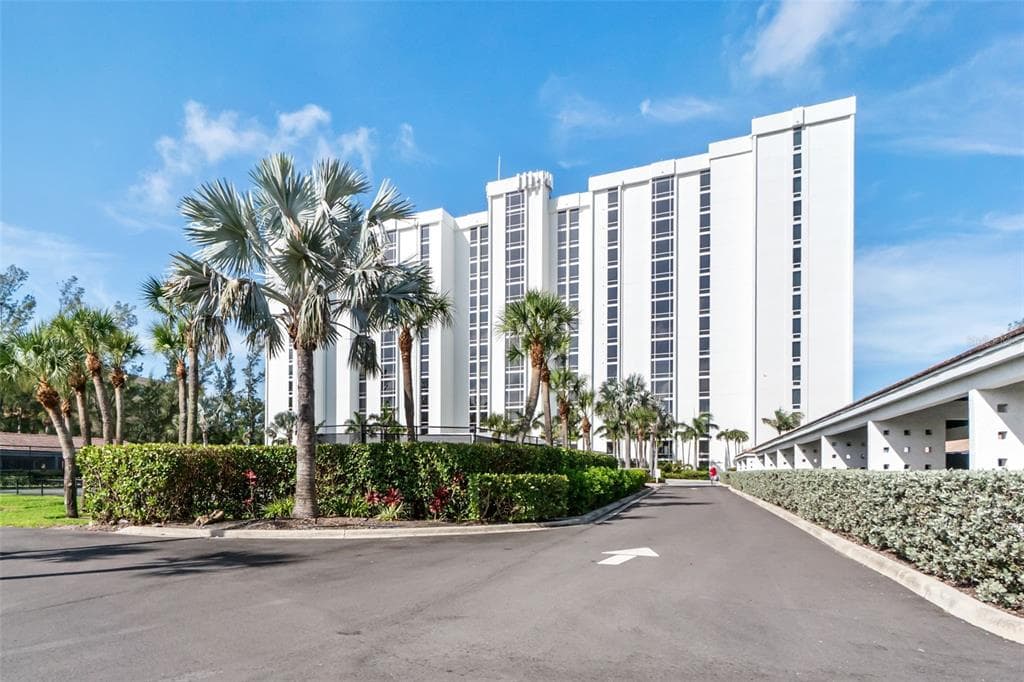2425 GULF OF MEXICO DRIVE # 7C, LONGBOAT KEY, FL 34228