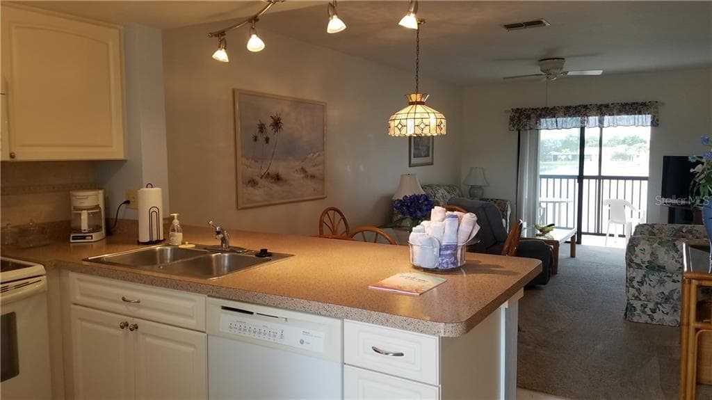 25275 RAMPART BOULEVARD # 1608, PUNTA GORDA, FL 33983 — zdjęcie 2