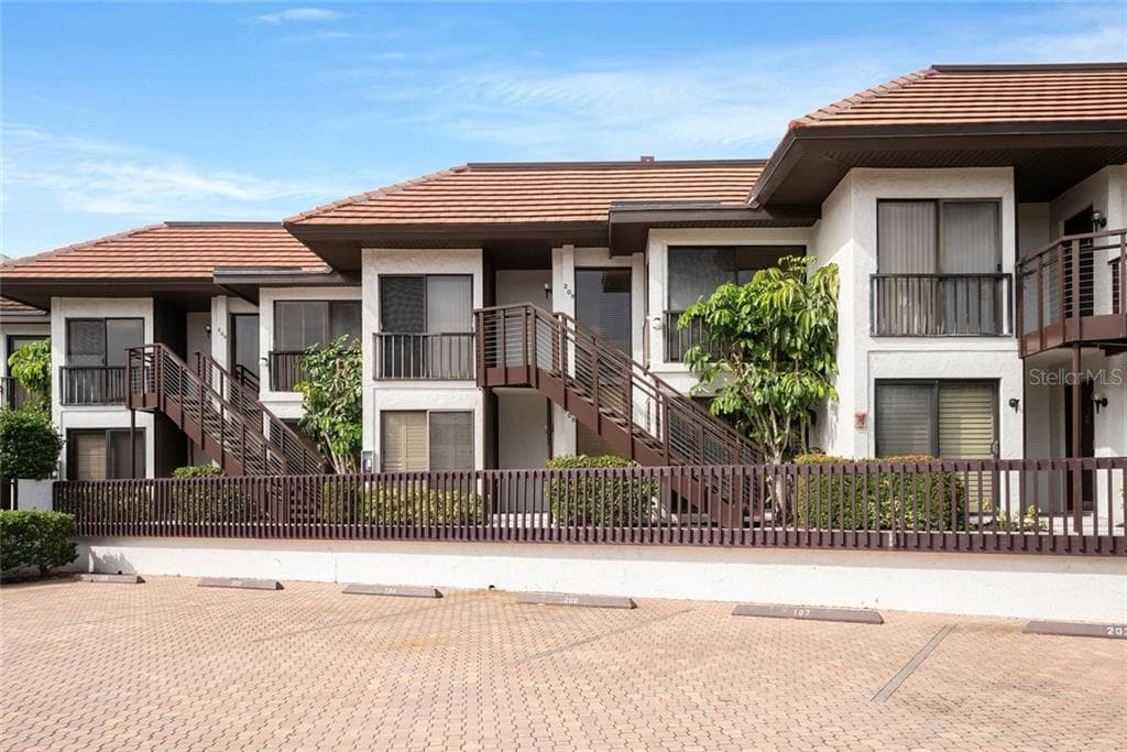 5393 GULF OF MEXICO DRIVE # 208, LONGBOAT KEY, FL 34228 — zdjęcie 2